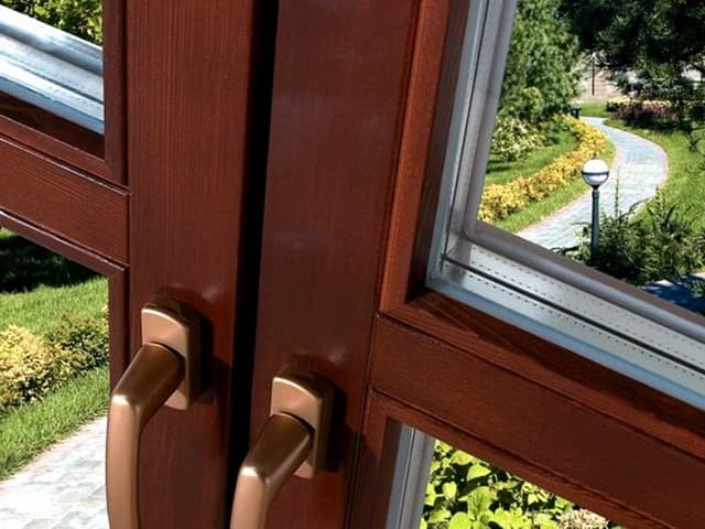 Краски для деревянных дверей
